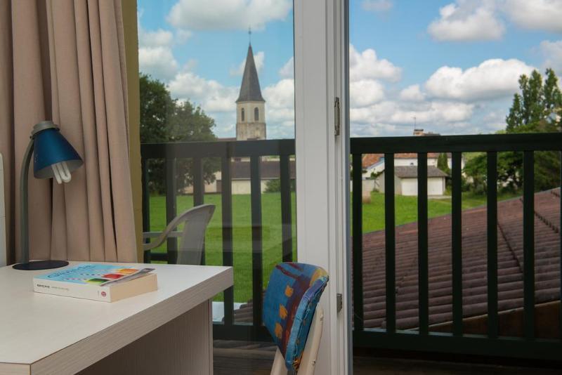 Logis Auberge Du Relais - Hotel & Restaurant Berenx 외부 사진