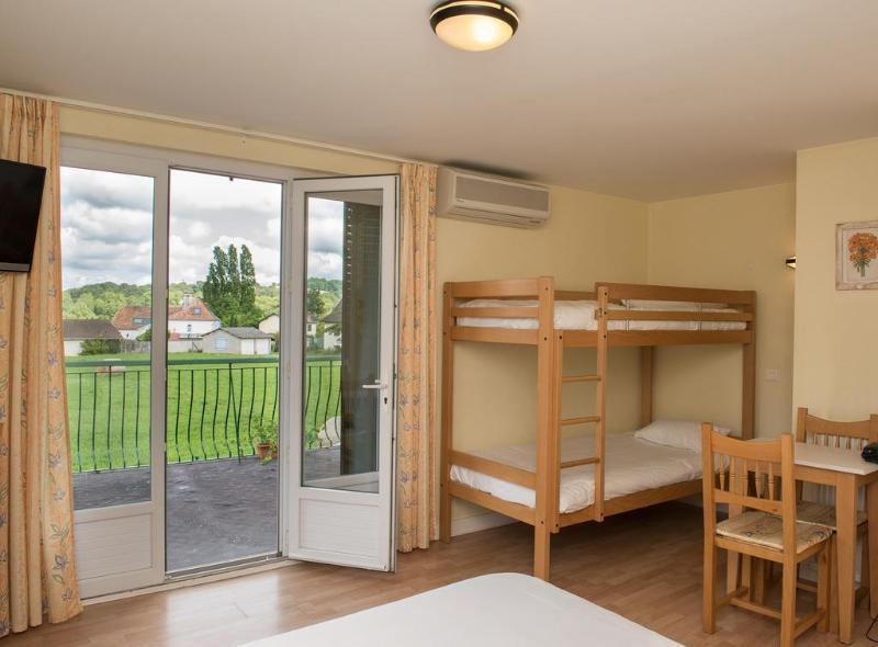 Logis Auberge Du Relais - Hotel & Restaurant Berenx 외부 사진