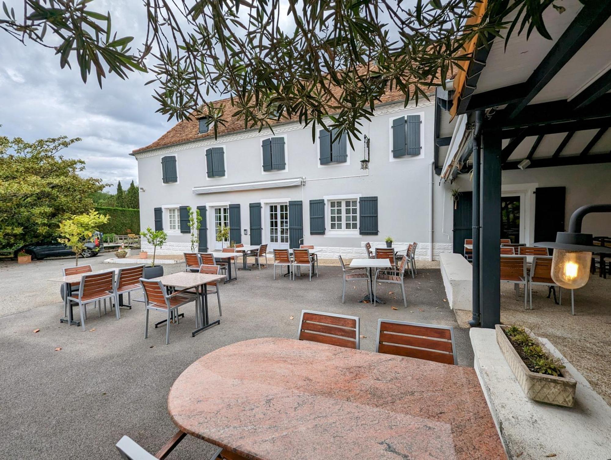 Logis Auberge Du Relais - Hotel & Restaurant Berenx 외부 사진