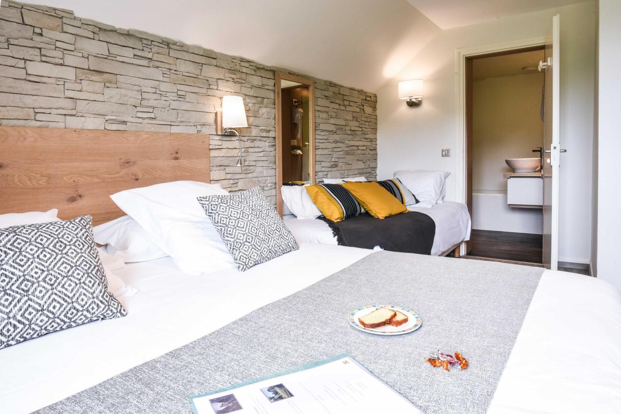 Logis Auberge Du Relais - Hotel & Restaurant Berenx 외부 사진