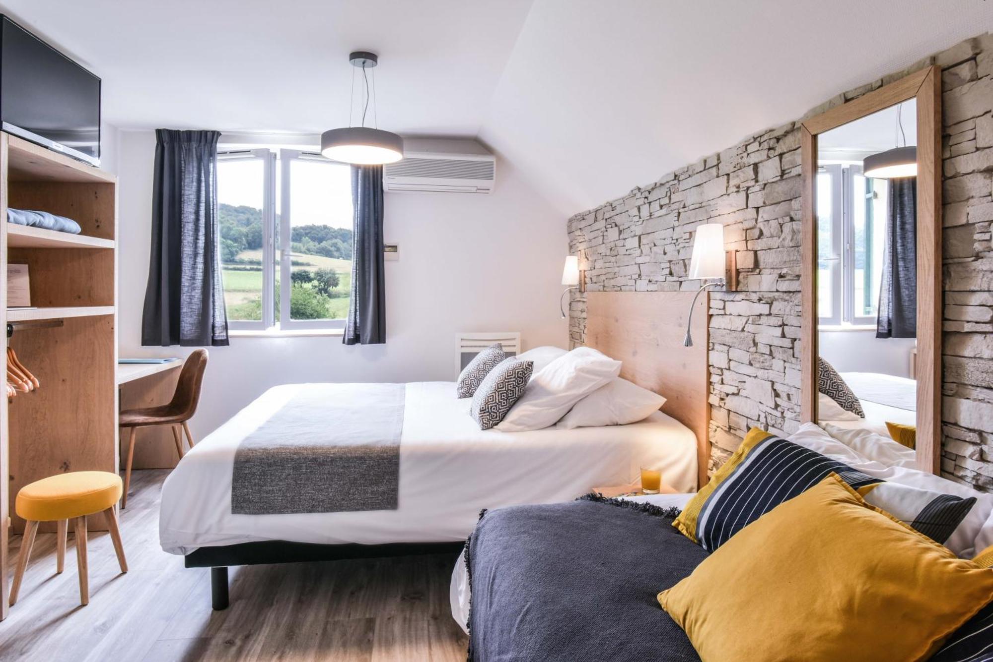 Logis Auberge Du Relais - Hotel & Restaurant Berenx 객실 사진