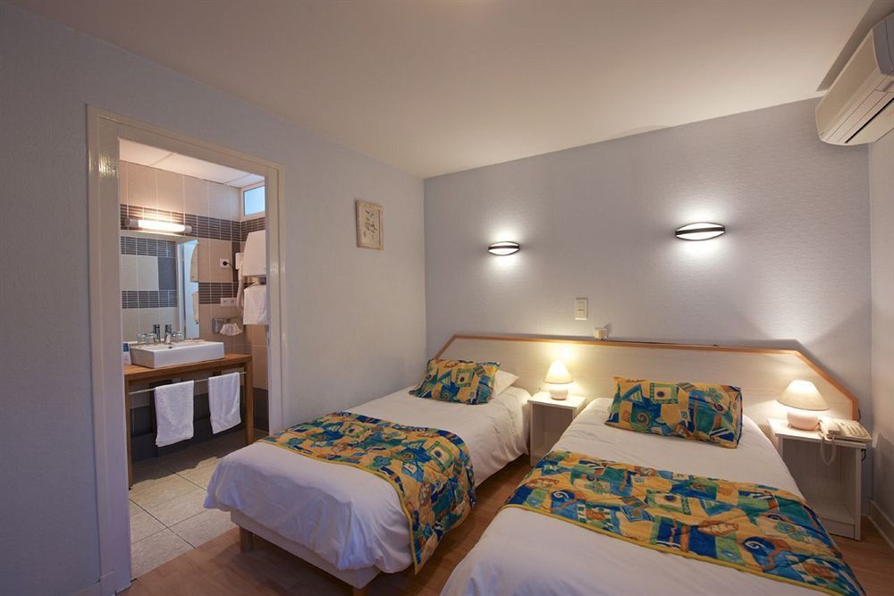 Logis Auberge Du Relais - Hotel & Restaurant Berenx 외부 사진